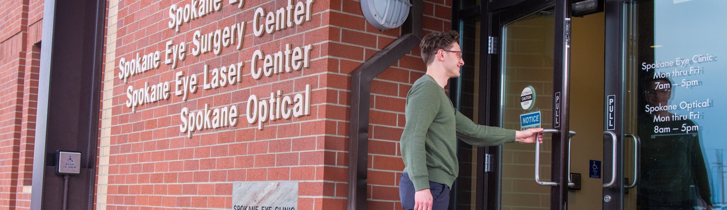 a man entering spokane eye clinic